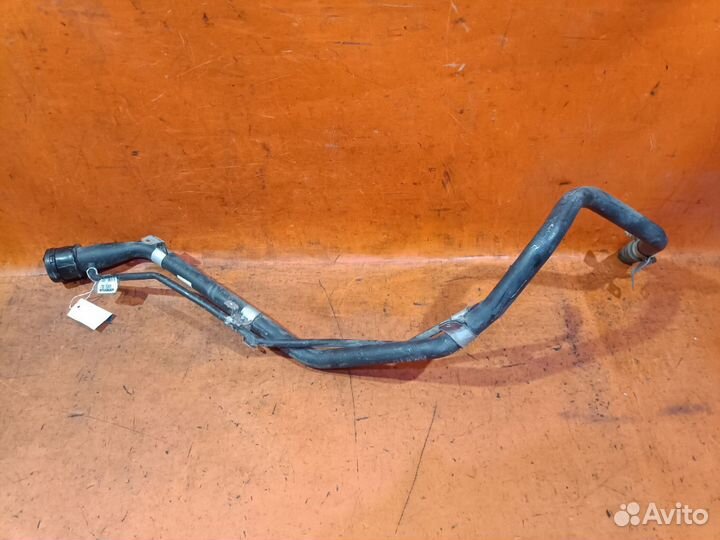 Горловина топл. бака Toyota Alphard ANH10W