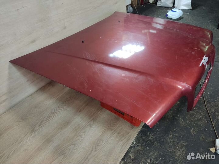 Капот, Volvo 850