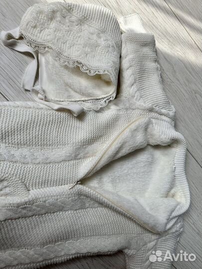 Вязаный комплект на выписку