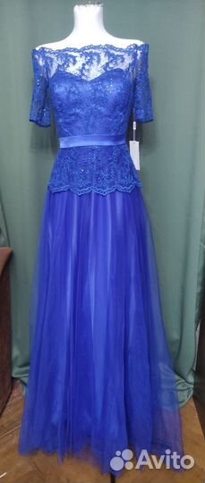 Вечернее платье в пол 42 размер