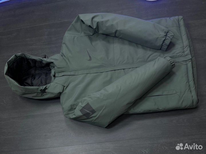 Зимние куртки Nike