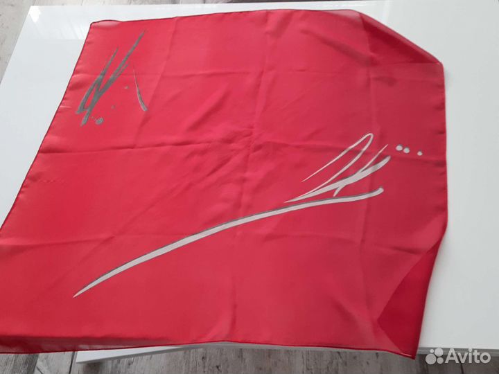 Шелковый платок, листай фото