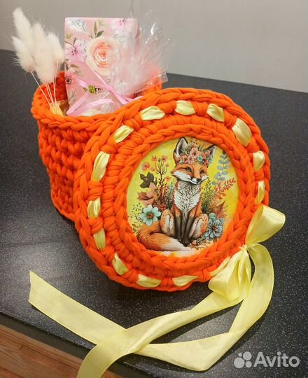 Вязаная коробка