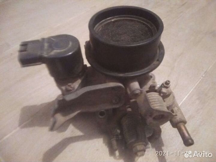 Дроссельная заслонка