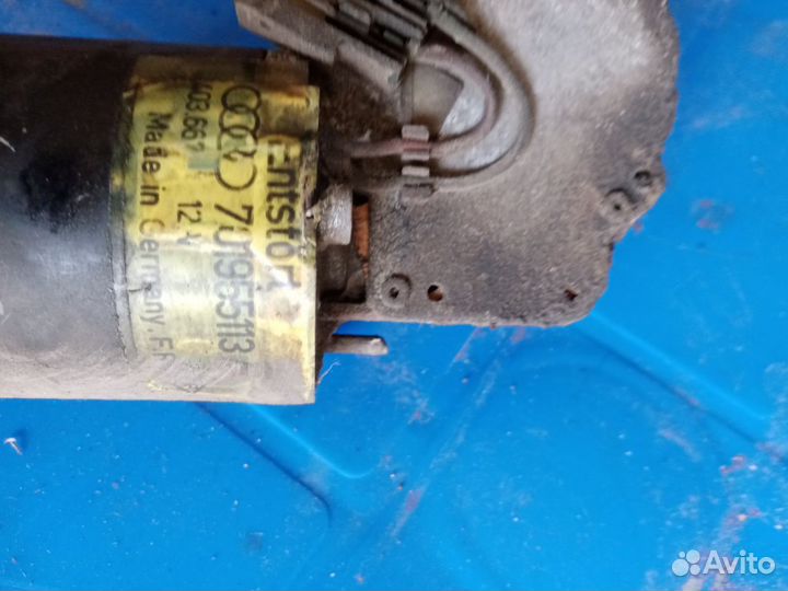 Моторчик дворников передний Transporter Т4