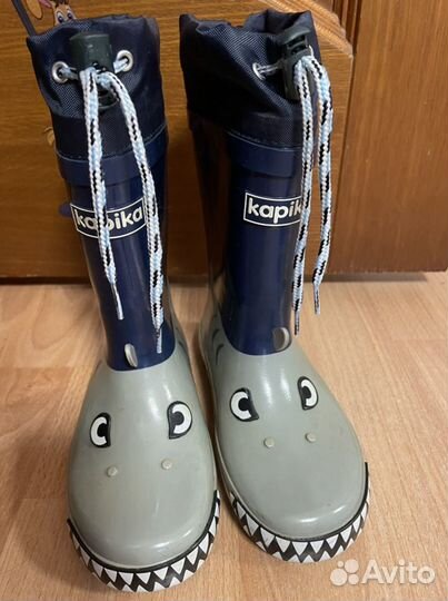 Резиновые сапоги