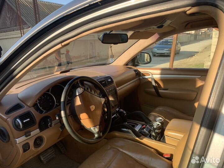 Porsche Cayenne S, 2003