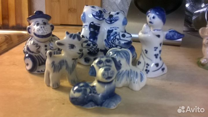 Статуэтки Касли Гжель