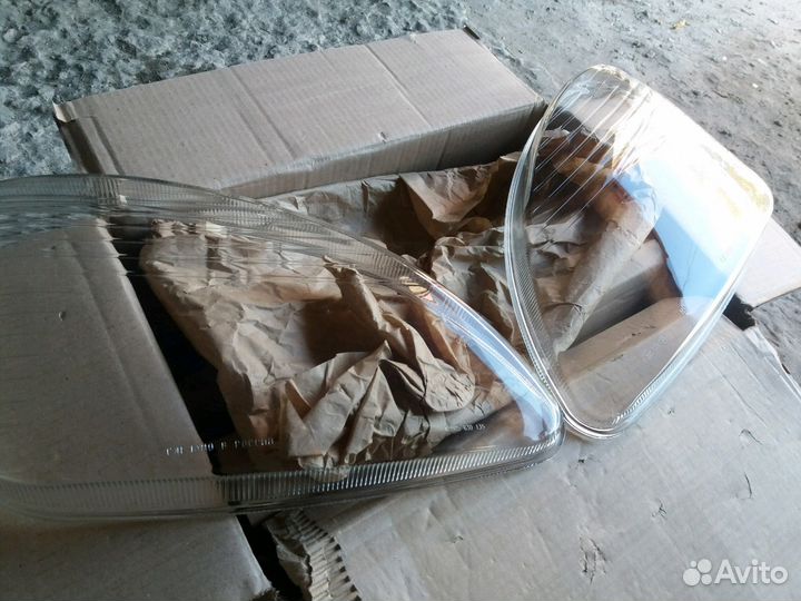 Стекло фары Газель,Соболь