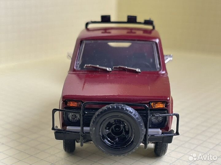 Нива ваз 2121 Пикап с прицепом 1:43
