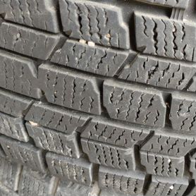 Dunlop Graspic DS3 215/65 R16 98R