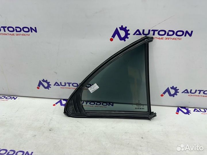 Стекло форточка заднее левое Mercedes E W211