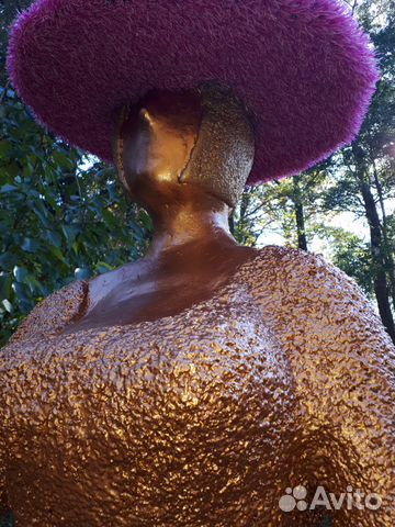 Ландшафтный дизайн- топиари женщины