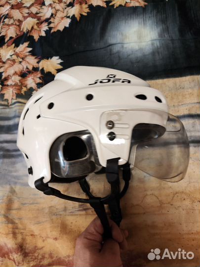 Шлем хоккейный jofa 690 L