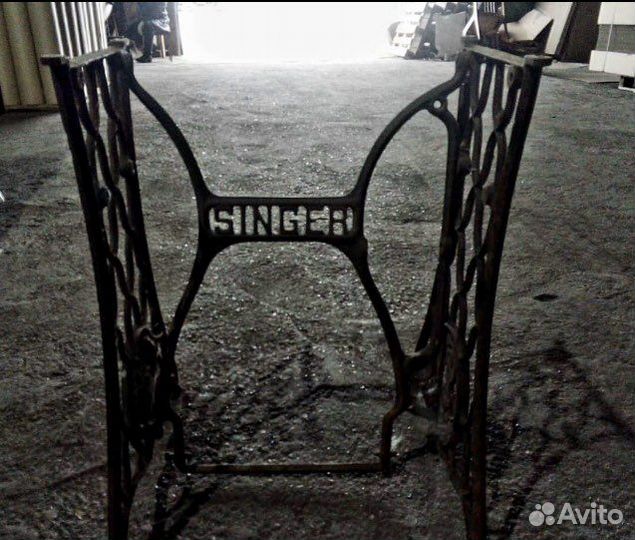 Швейная машина Singer