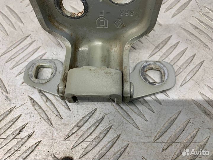 Б/У петля двери передний левый Renault Logan 1