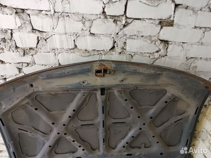 Mitsubishi L 200 капот