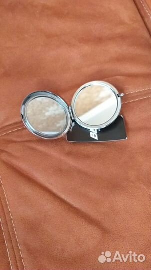 Новое карманное зеркало