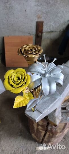 Кованые цветы