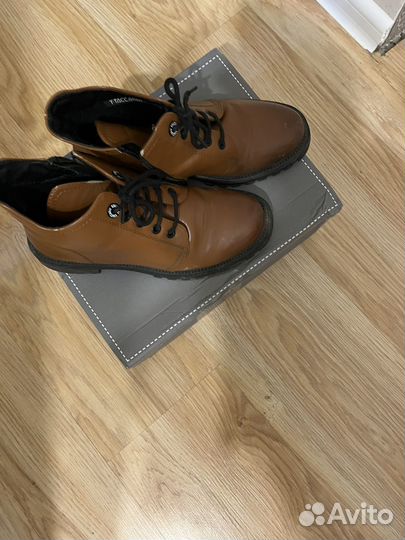 Ботинки женские 36 размер