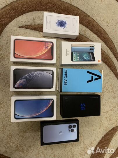 Коробки от смартфонов