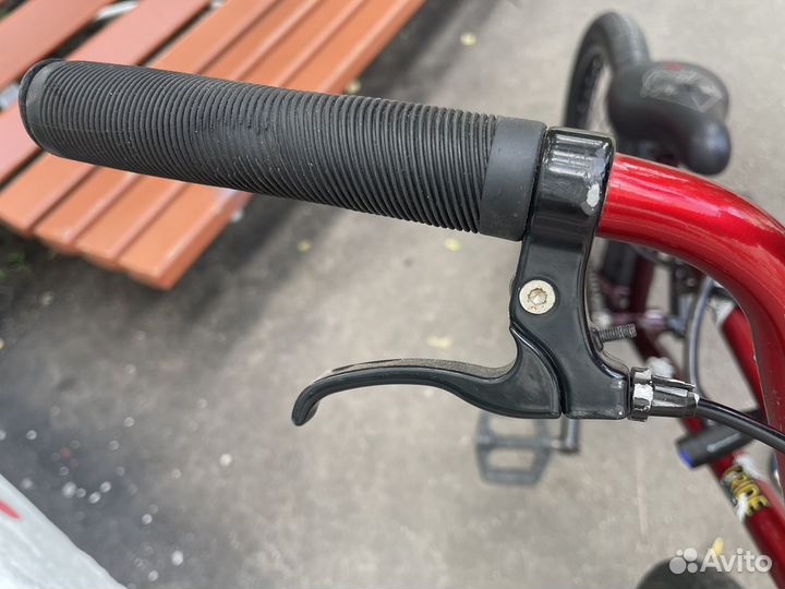 Трюковой велосипед BMX