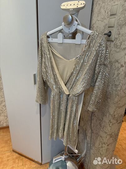Платье в пайетках Zara