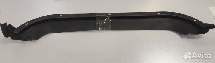 Кожух вентилятора охлаждения (планка) MB W202