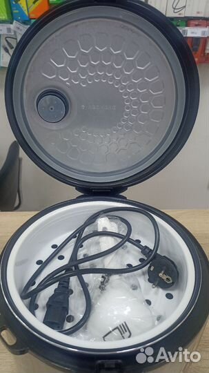 Мультиварка Redmond RMK-FM41S