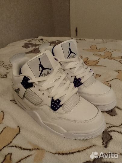 Nike air jordan 4