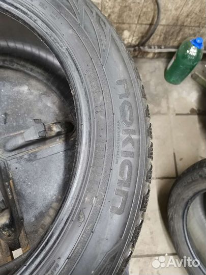 Nokian Tyres WR SUV 3 255/50 R19