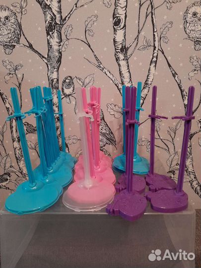 Подставки для кукл