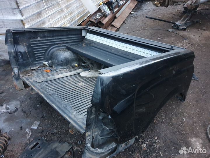 Кузов жопа ssangYong actyon sport 1 крылья задние