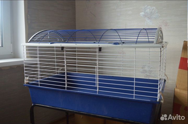 Клетка для морских свинок на колёсиках 