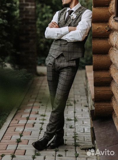 Мужской костюм тройка бу