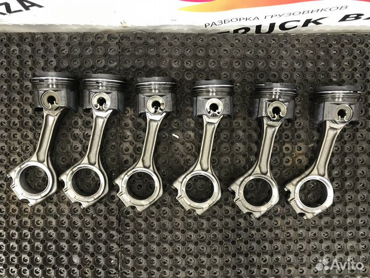 Комплект поршней с шатунами Daf XF106