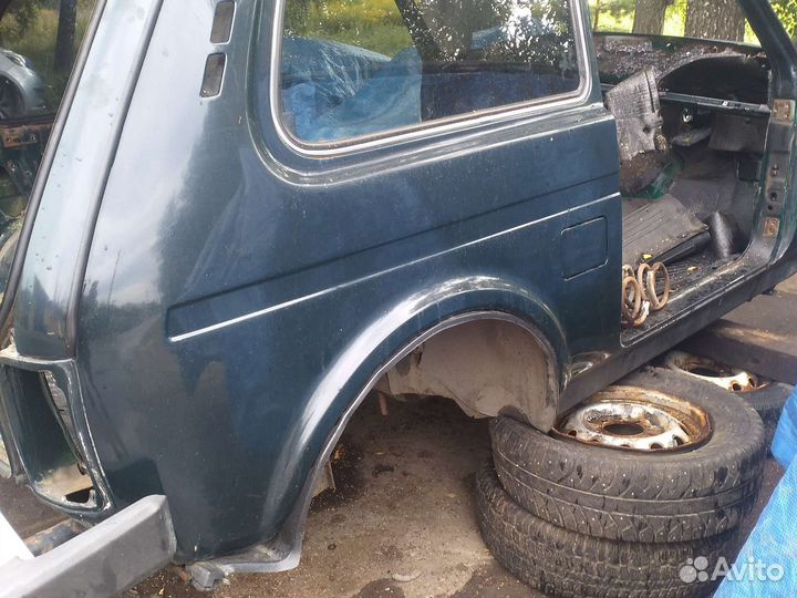 Консоль. Торпеда. Нива 21214. 21213.2121