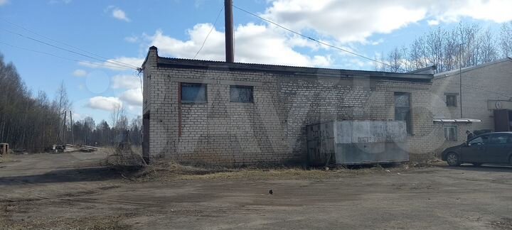 Гараж, > 30 м²