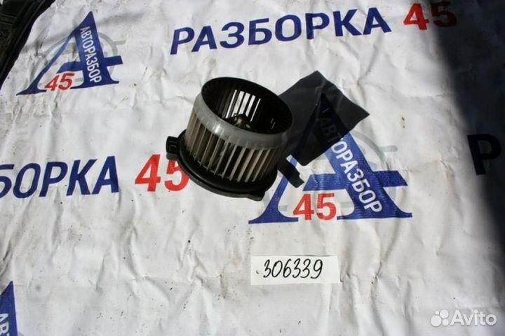 Моторчик отопителя для Suzuki Wagon R+ 2000-2008г