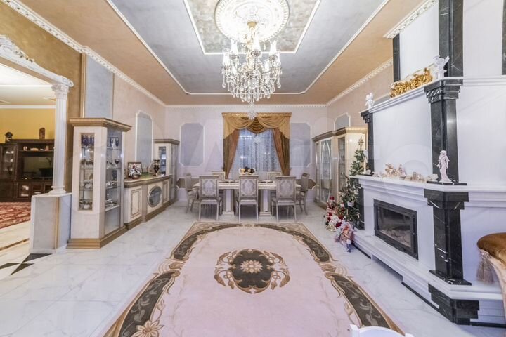 Дом 257,1 м² на участке 8,4 сот.