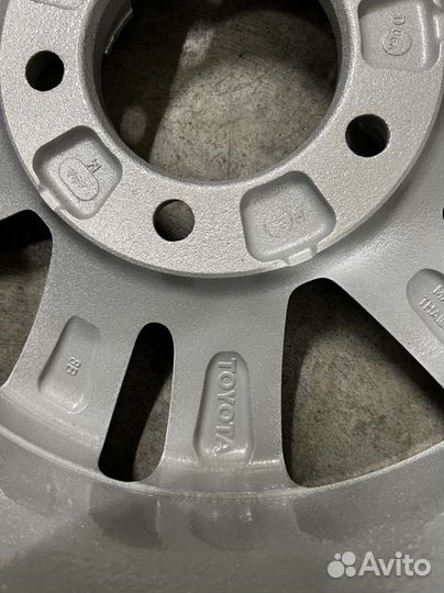 Диски r18 Toyota Land cruiser 200