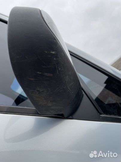 Правое боковое зеркало Mitsubishi Colt z3