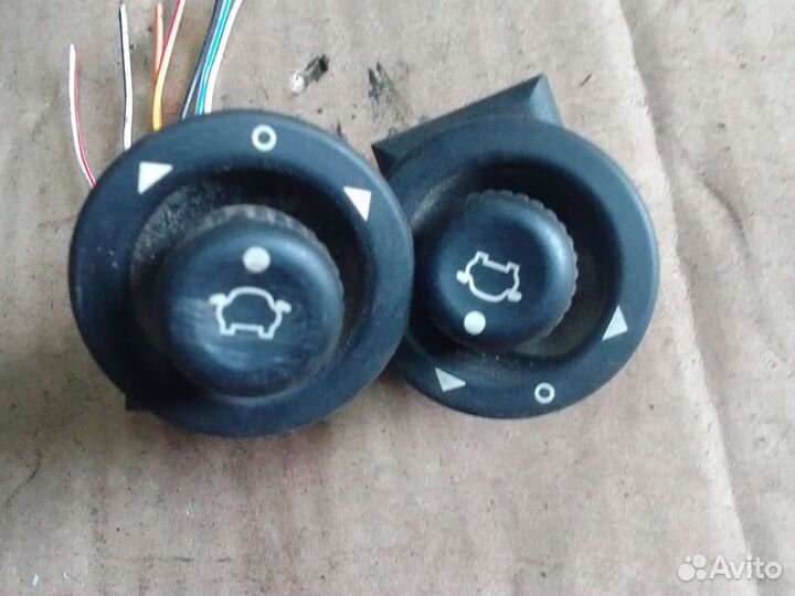 Джойстик регулировки зеркал передний Ford