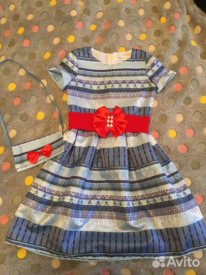 Платье для девочки для праздника,размер 128