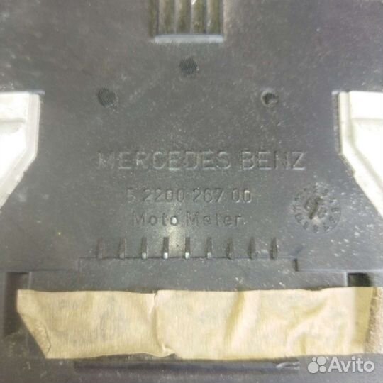 Приборная панель MB W124