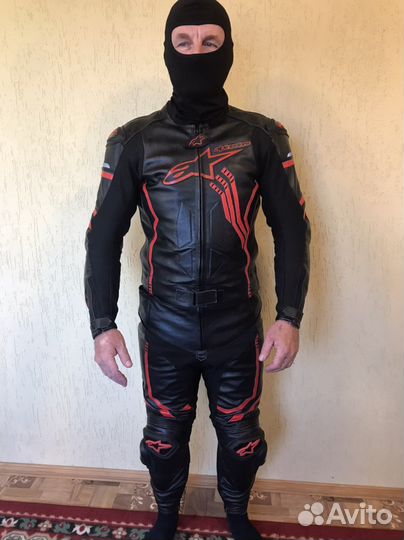 Кожаный мотокостюм р-р 50