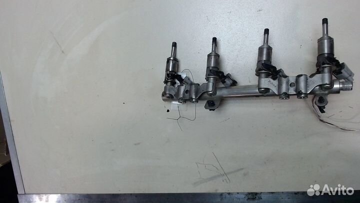 Форсунка топливная Renault Megane 3 2009, 2012