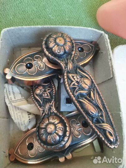 Дверные ручки