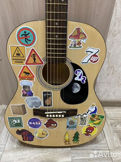 Классическая гитара 6ти струнная