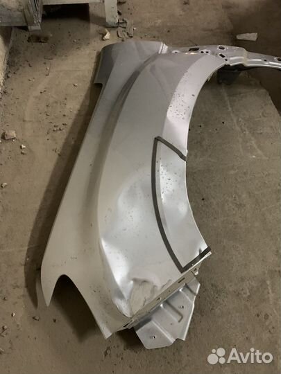 Крыло переднее левое renault duster